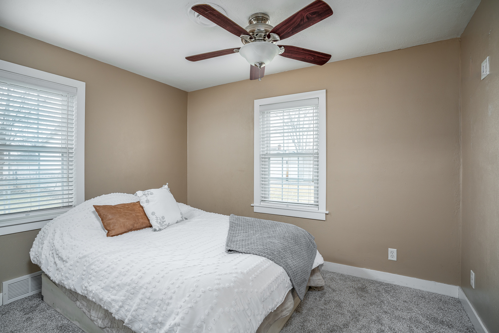 12 Anderson Avenue Milan, IL 61264 - Photo 11 of 17