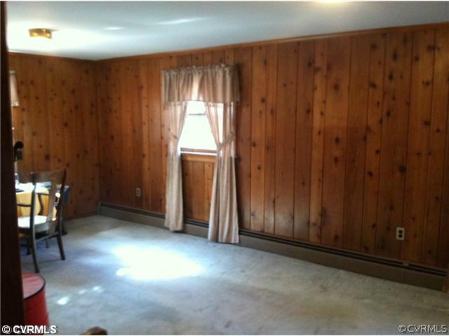 3011 Birchbrook Road Henrico, VA 23228 - Photo 3 of 7 Den/Family/Great Room