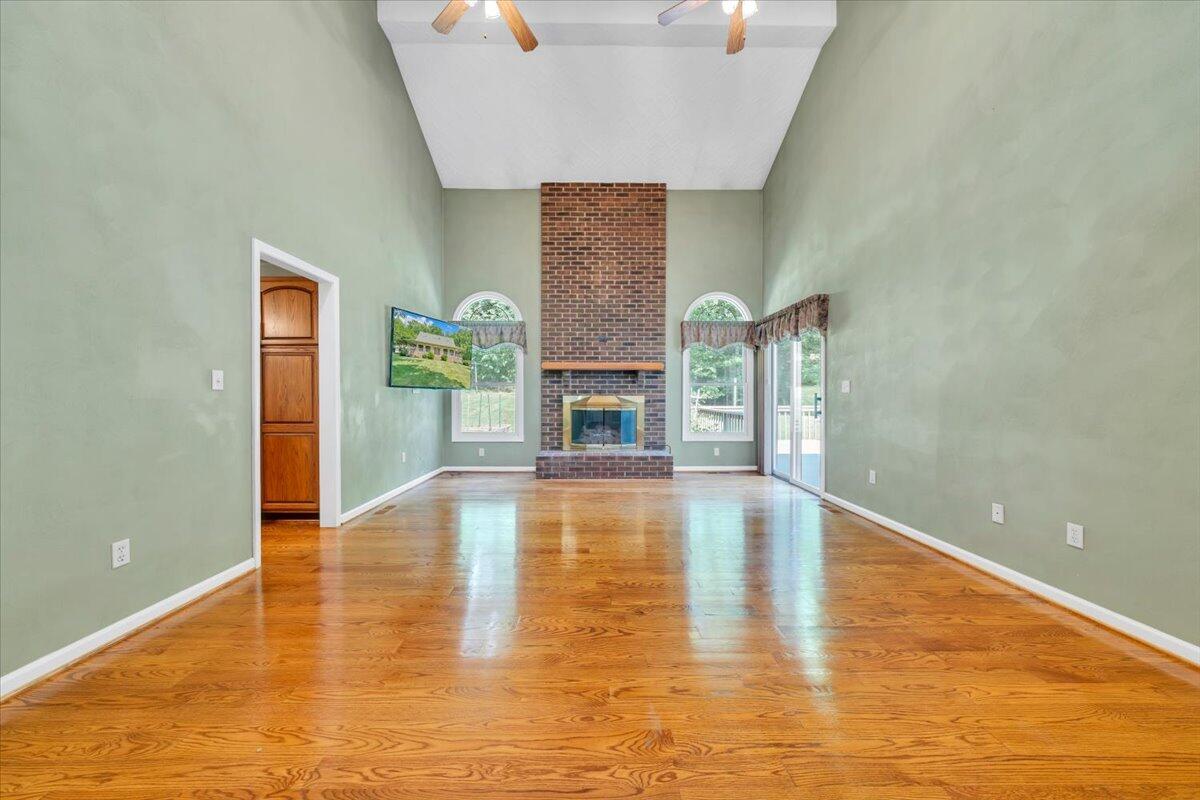 5145 Bradshaw Road Salem, VA 24153 - Photo 22 of 93 09-MIB01902