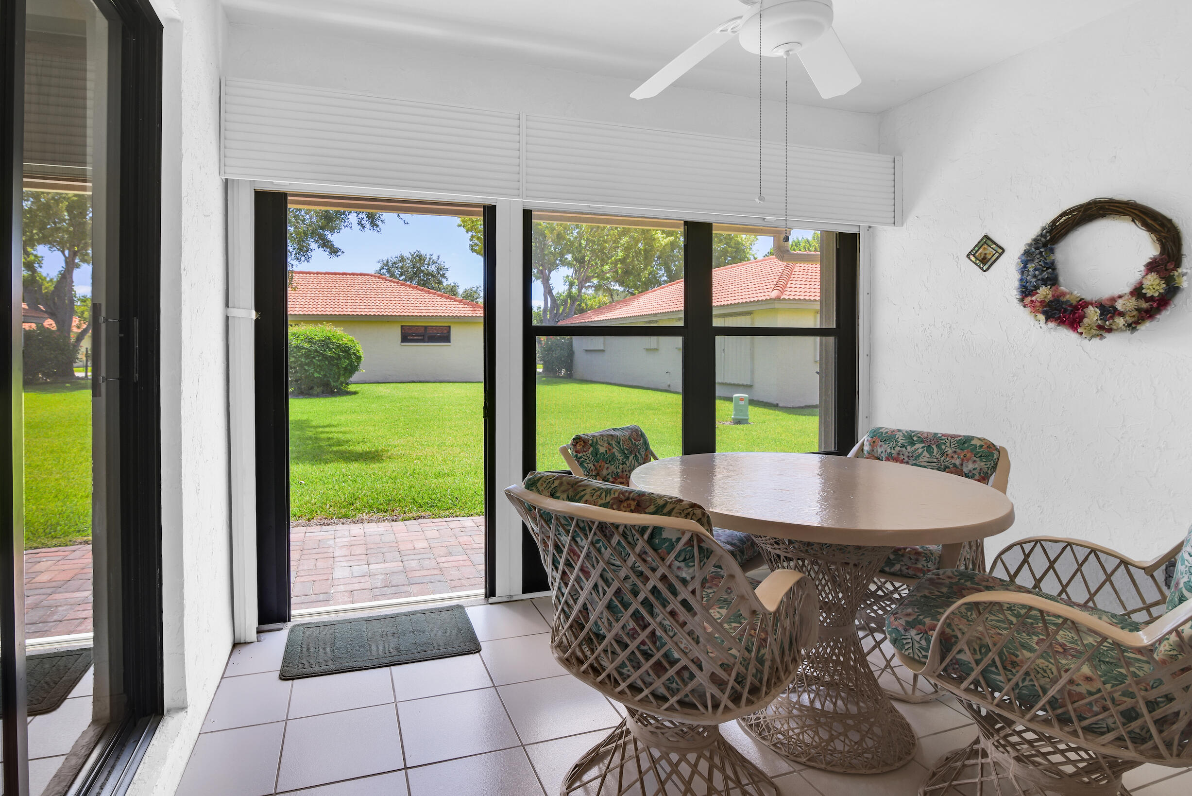 4660 Laurel Tree Road, Unit B Boynton Beach, FL 33436 - Photo 26 of 33 @BocaRatonStudio28