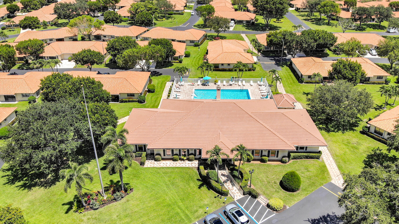 4660 Laurel Tree Road, Unit B Boynton Beach, FL 33436 - Photo 32 of 33 @BocaRatonStudio16
