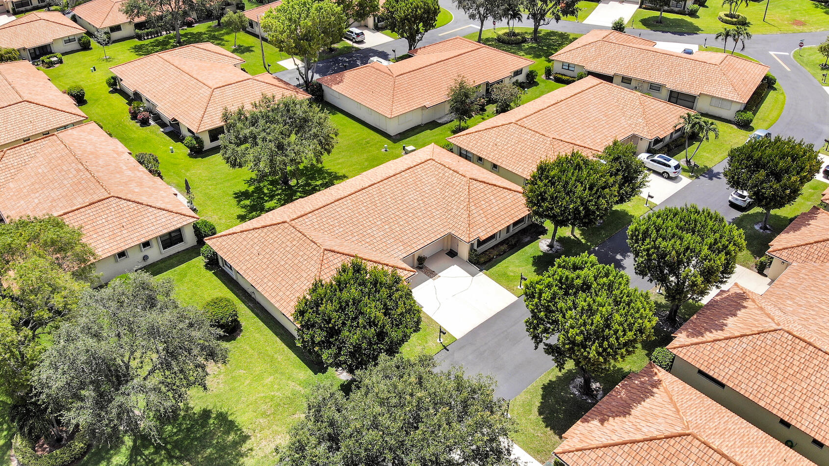 4660 Laurel Tree Road, Unit B Boynton Beach, FL 33436 - Photo 5 of 33 @BocaRatonStudio12