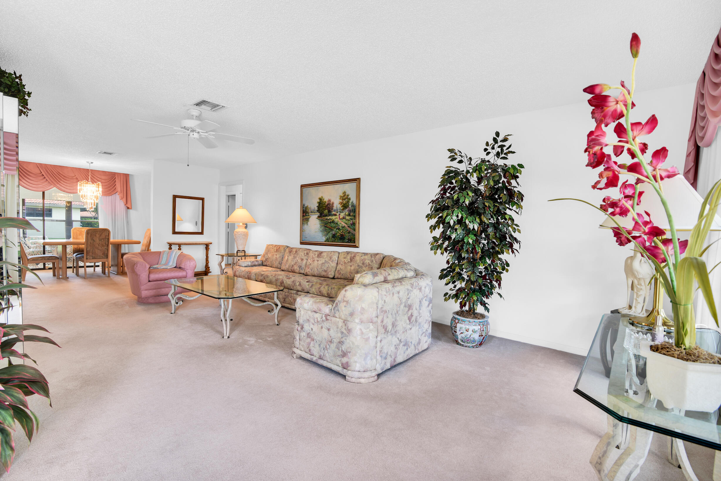 4660 Laurel Tree Road, Unit B Boynton Beach, FL 33436 - Photo 7 of 33 @BocaRatonStudio19