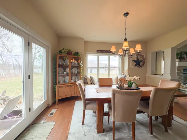 $799,900 | 420 Driftwood Street, West Salem, WI 54669