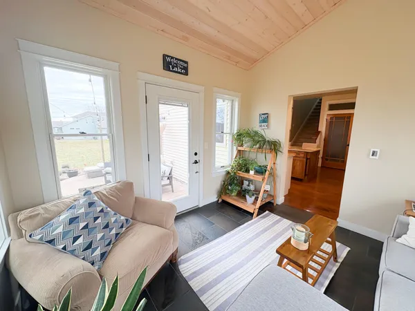 $799,900 | 420 Driftwood Street, West Salem, WI 54669