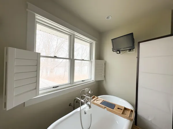 $799,900 | 420 Driftwood Street, West Salem, WI 54669