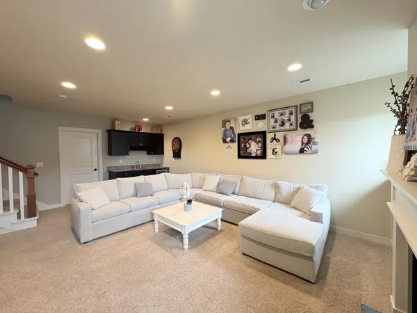 $799,900 | 420 Driftwood Street, West Salem, WI 54669