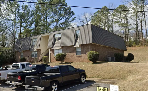 $820 | 2500 Deerman Street, Guntersville, AL 35976