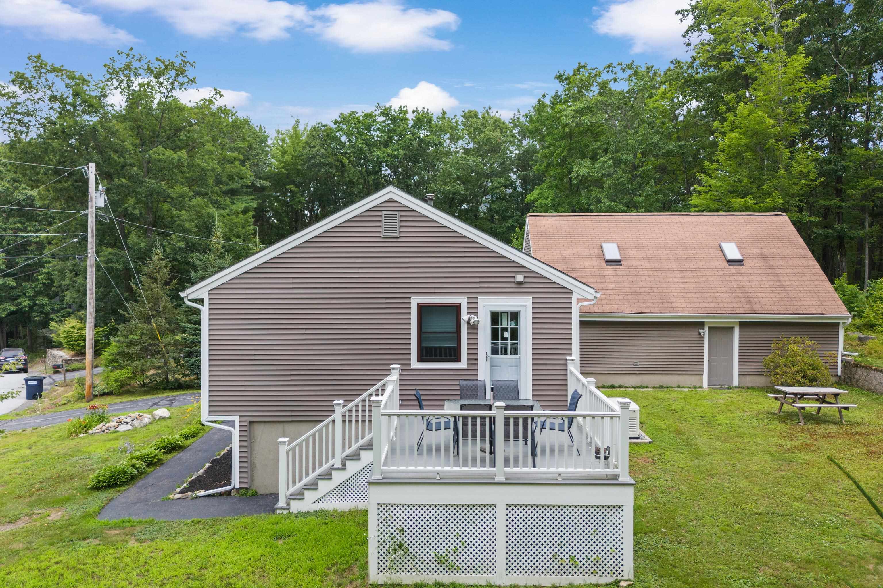 10 Howe Street Allenstown, NH 03275 - Photo 4 of 41