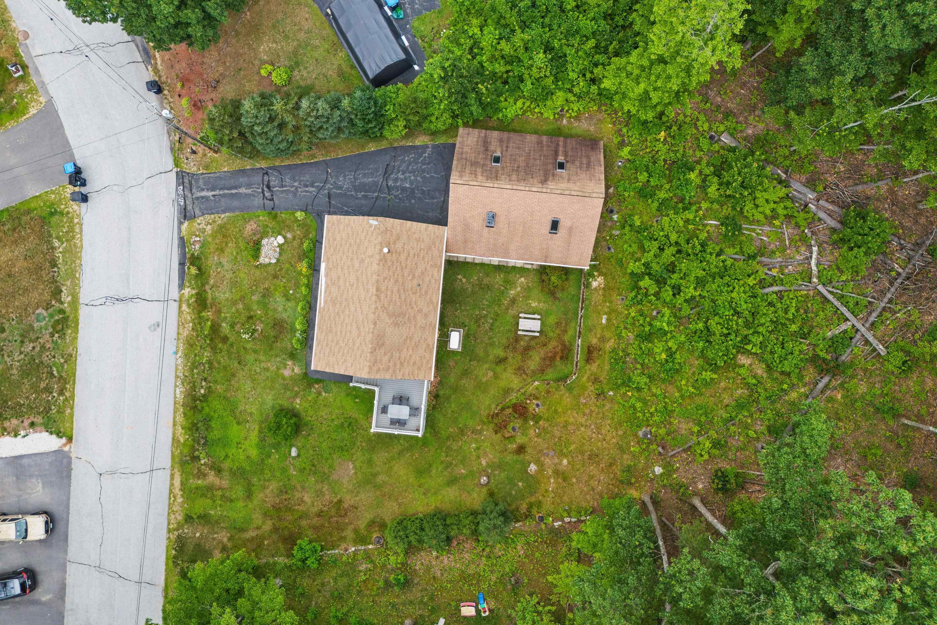 10 Howe Street Allenstown, NH 03275 - Photo 7 of 41