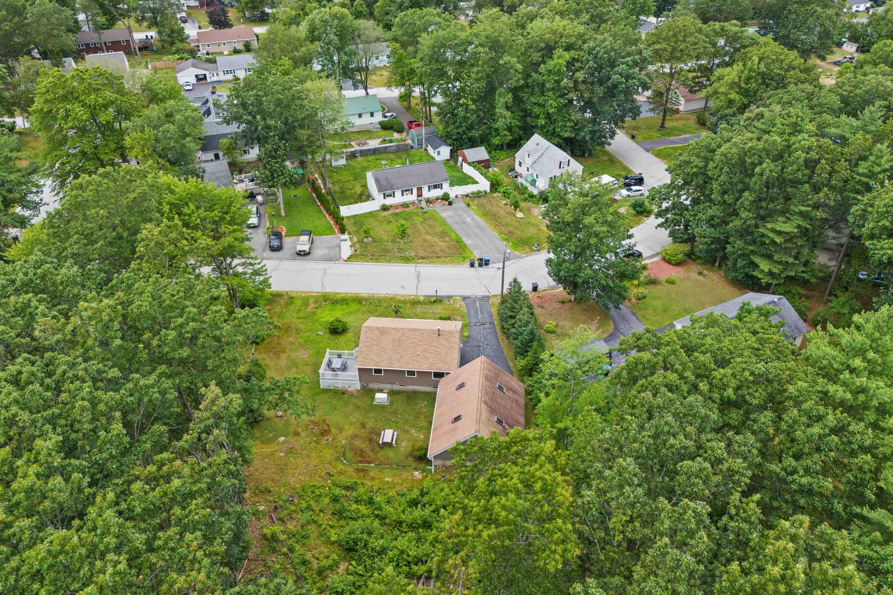 10 Howe Street Allenstown, NH 03275 - Photo 8 of 41