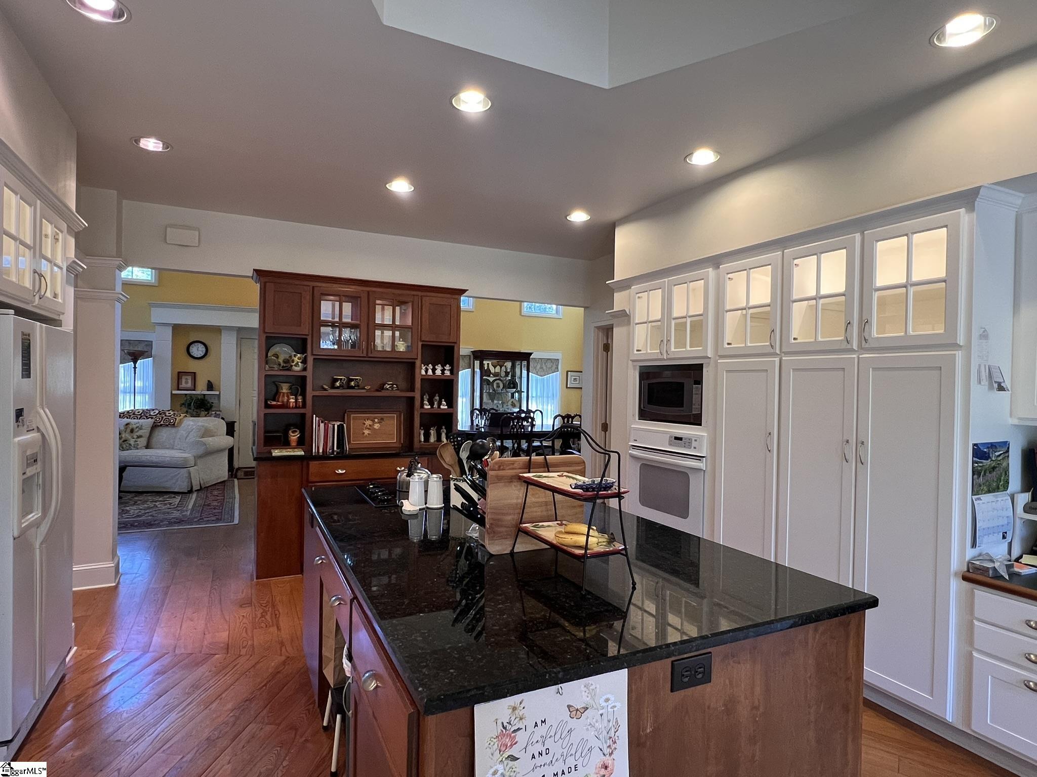 109 Buckingham Road Easley, SC 29640 - Photo 16 of 41