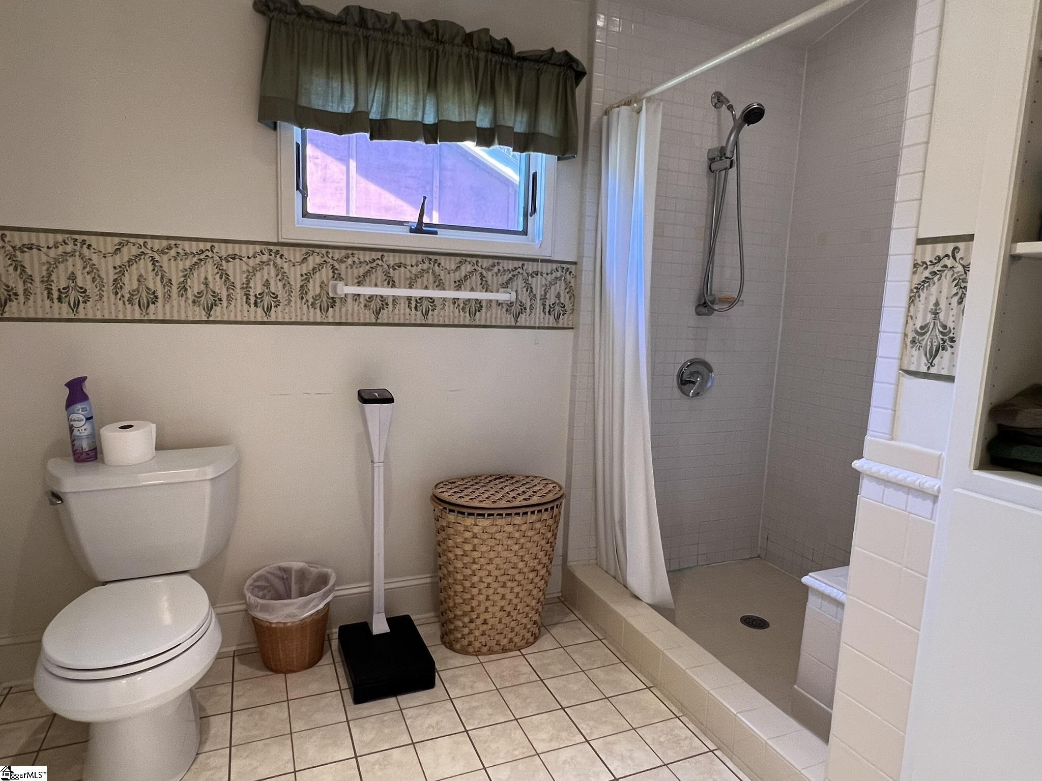 109 Buckingham Road Easley, SC 29640 - Photo 28 of 41