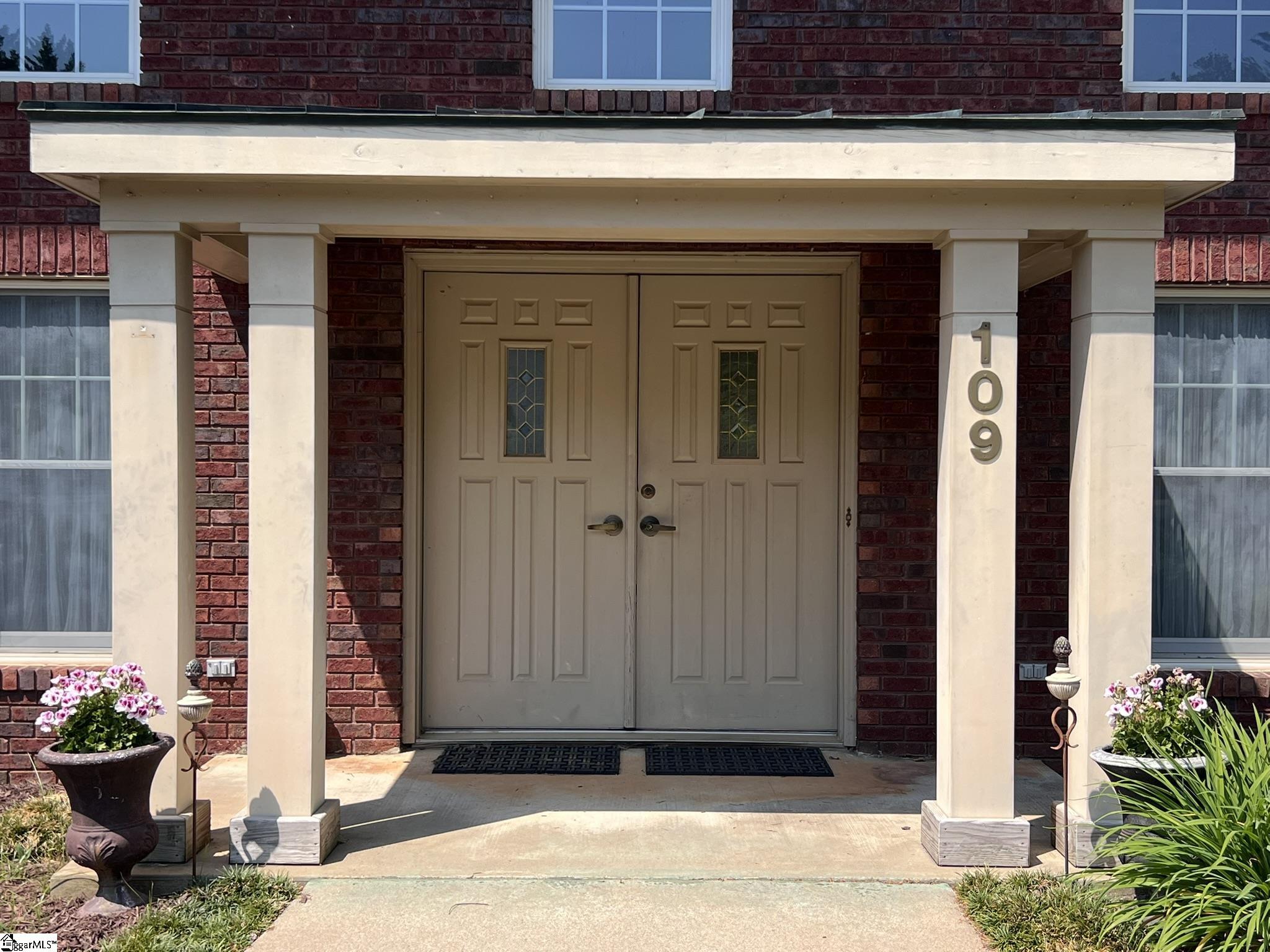 109 Buckingham Road Easley, SC 29640 - Photo 5 of 41