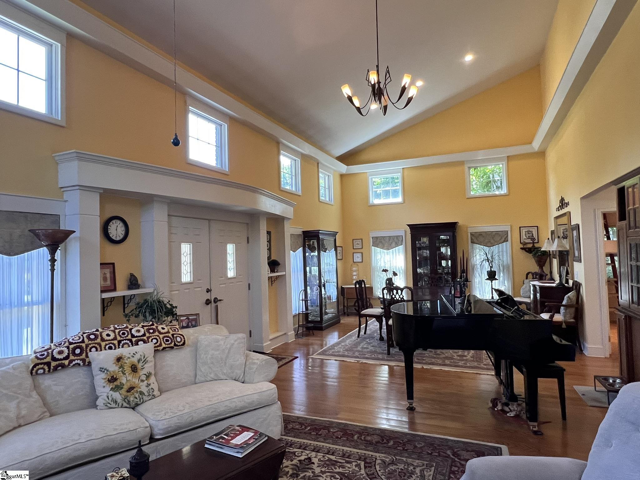109 Buckingham Road Easley, SC 29640 - Photo 7 of 41