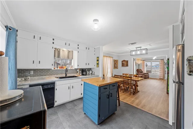 $199,900 | 400 South San Jacinto Street, Whitney, TX 76692