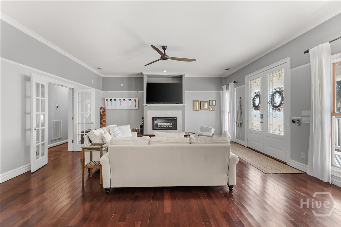 123 Oyster House Road Richmond Hill, GA 31324 - Photo 8 of 49 Living Room