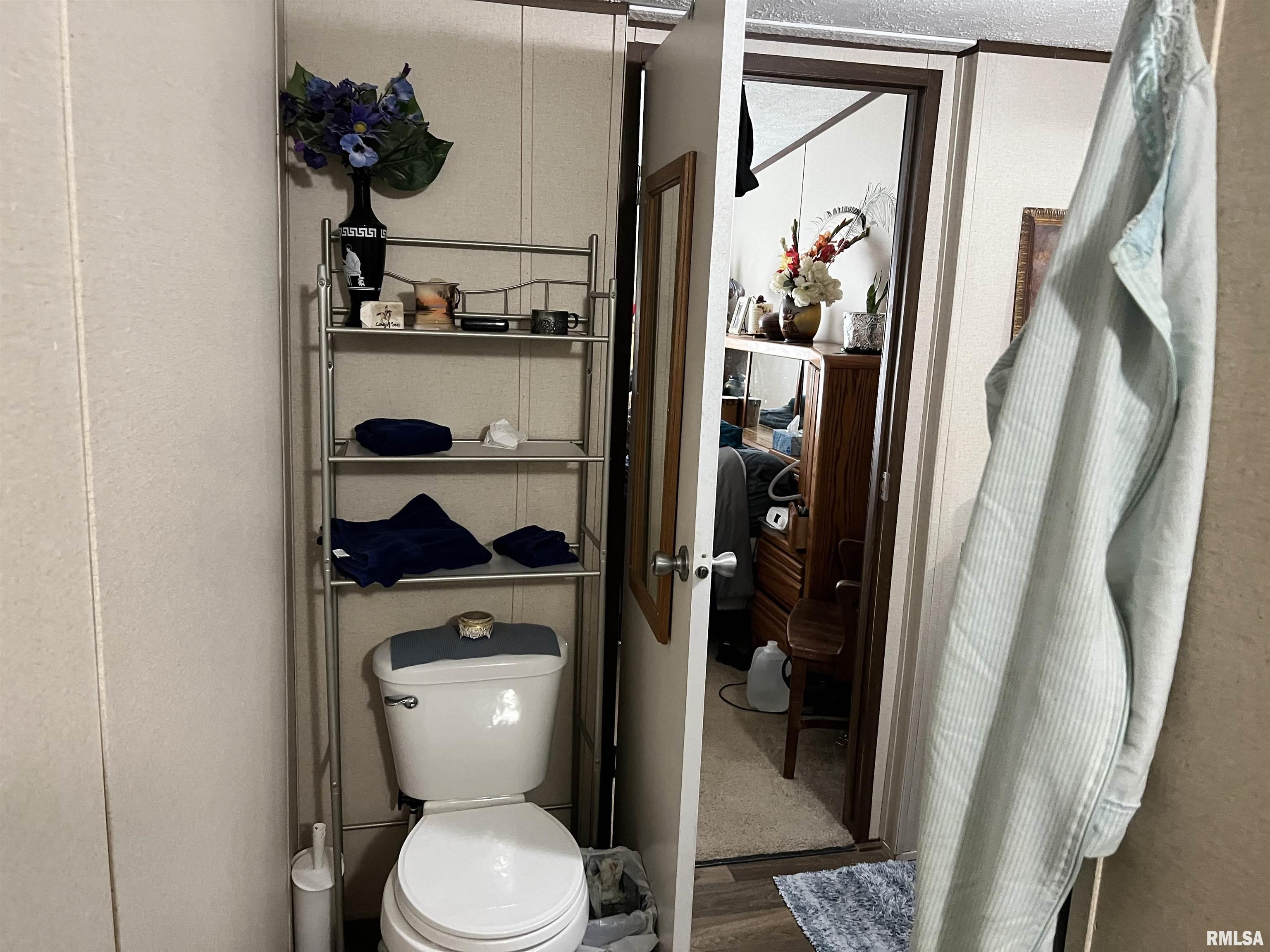 14396 East Beal Road Texico, IL 62889 - Photo 17 of 37 Gallery Image 17