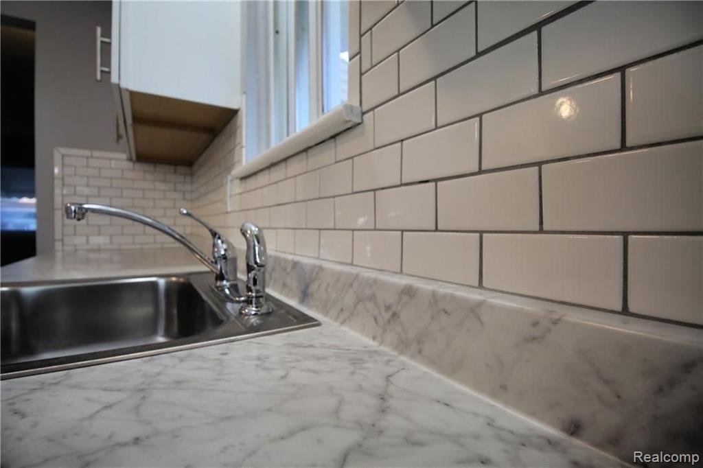 8401 18 18 Mile Road, Unit 159 Sterling Heights, MI 48313 - Photo 8 of 24