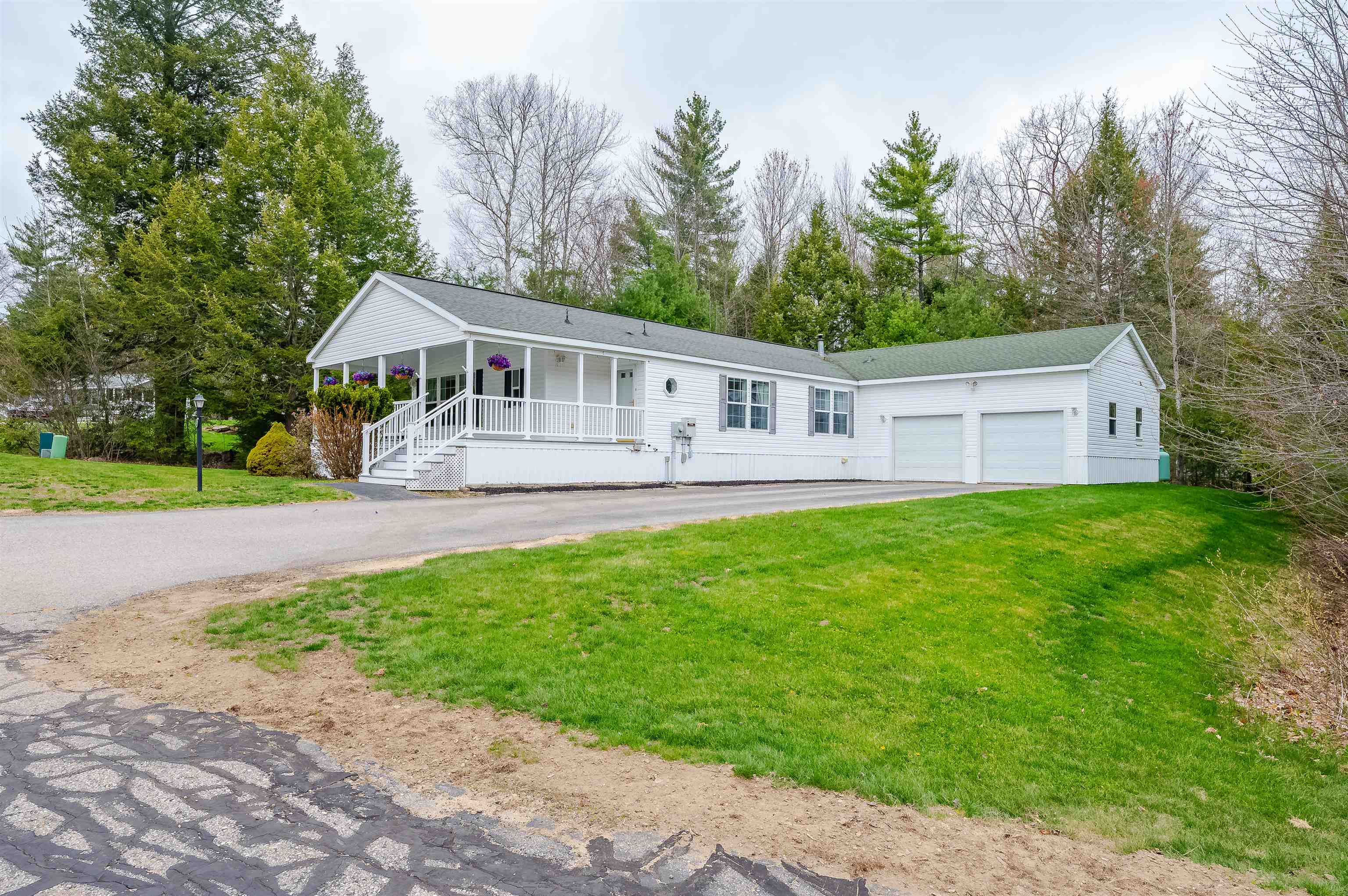 39 Blair Drive Rochester, NH 03868 - Photo 3 of 42 Gallery Image 3