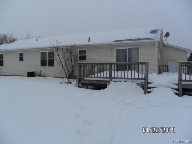 15525 Seymour Road Linden, MI 48451 - Photo 4 of 16 SAM_8565.jpg