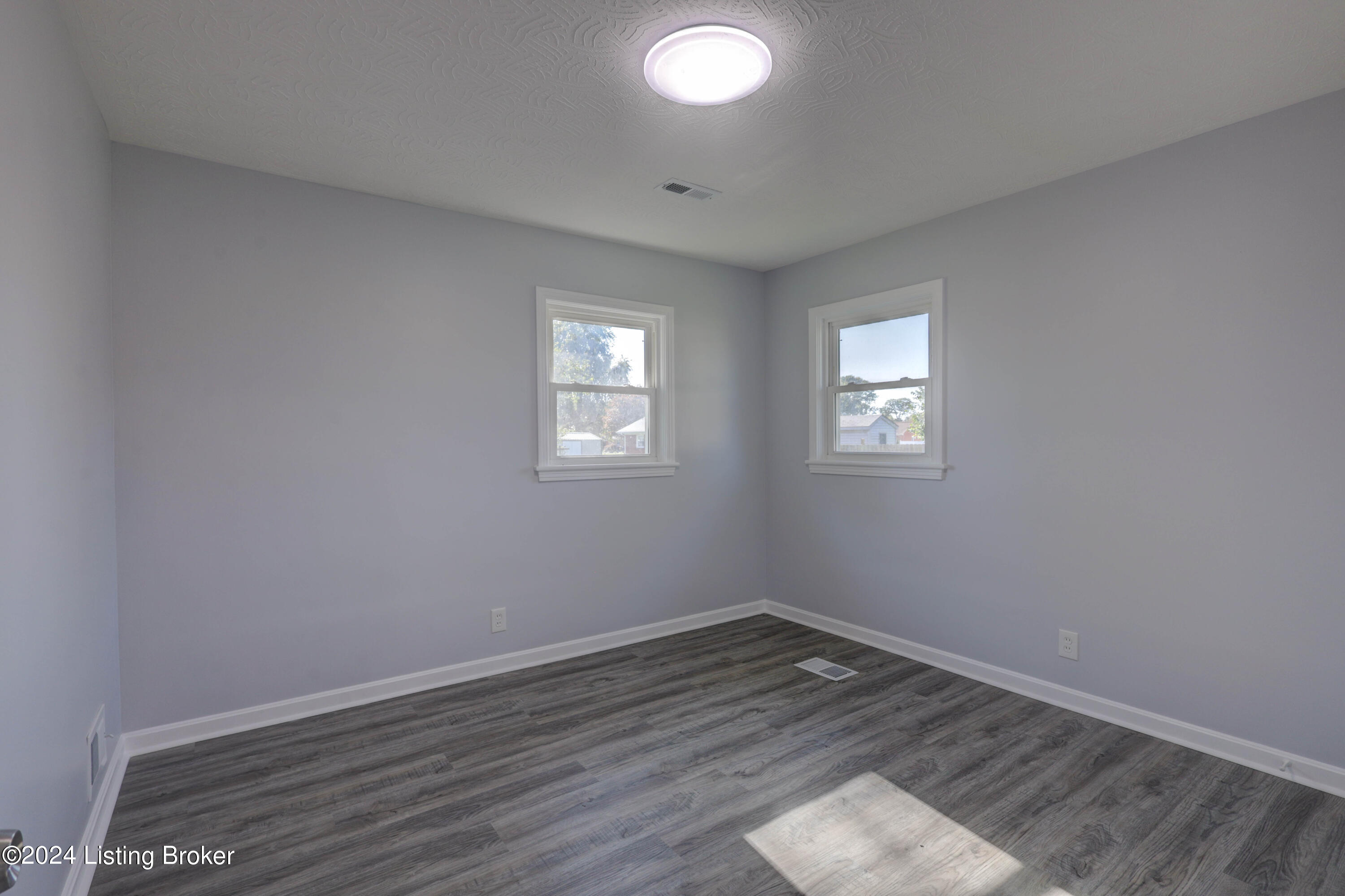 6306 Sheila Road Louisville, KY 40219 - Photo 25 of 31 Photo-24