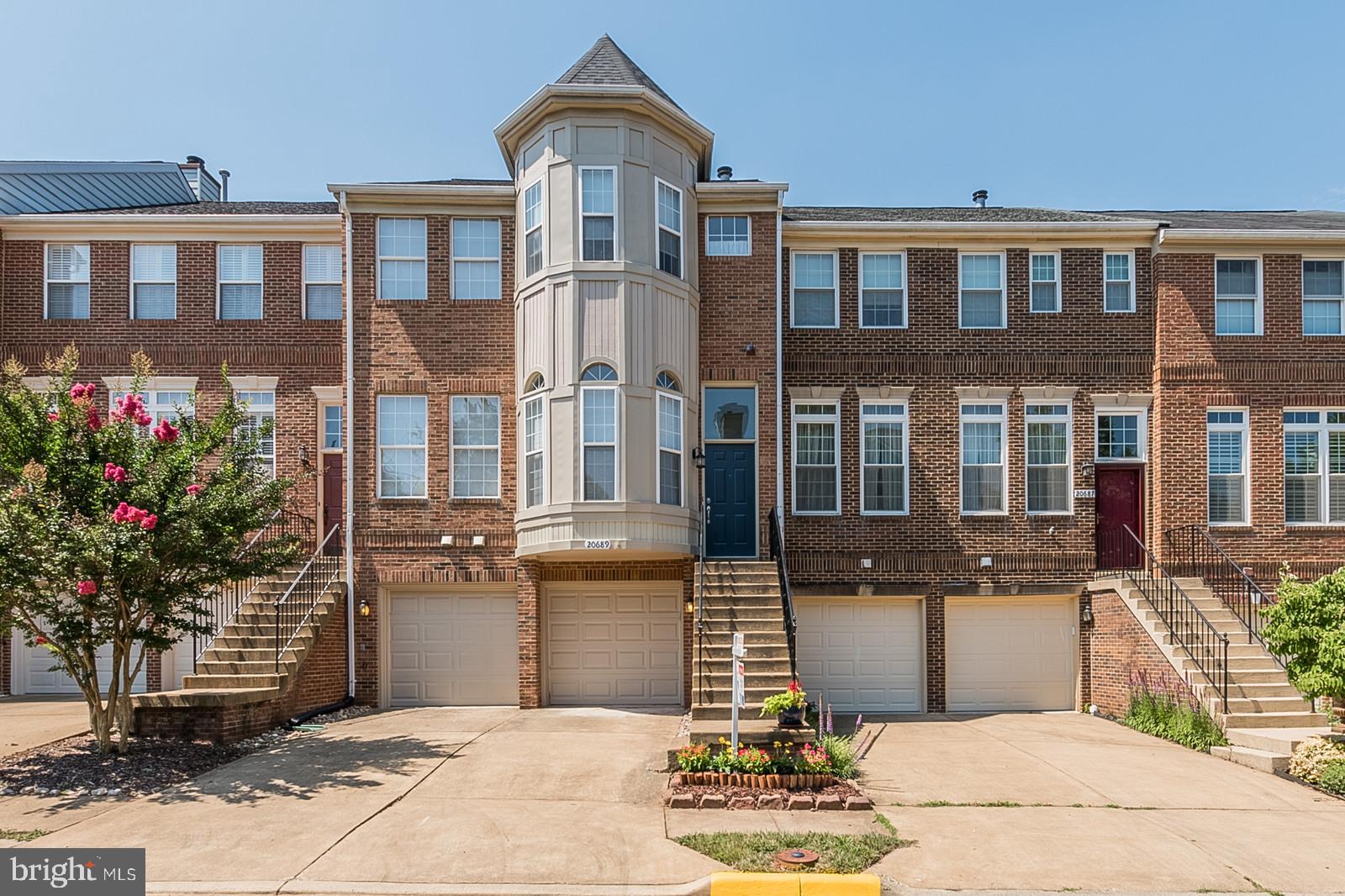 20689 Riptide Square Sterling, VA 20165 - Photo 1 of 74