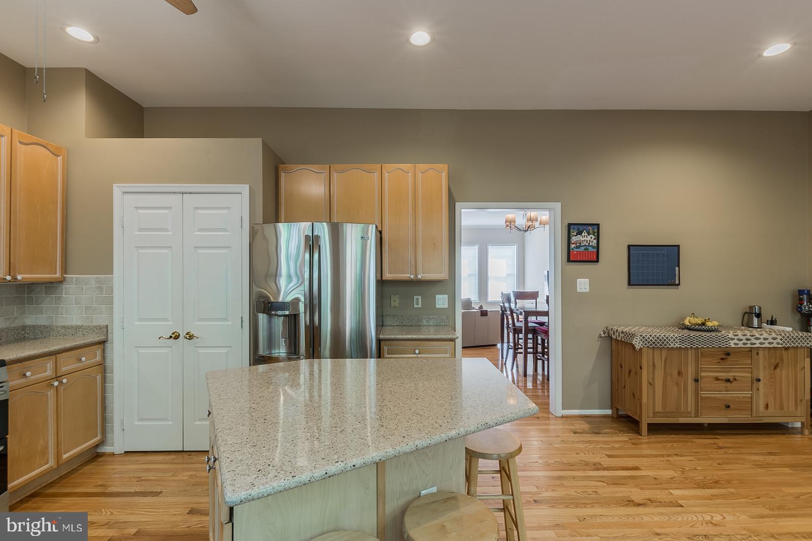 20689 Riptide Square Sterling, VA 20165 - Photo 13 of 74