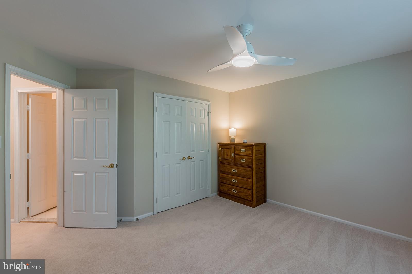 20689 Riptide Square Sterling, VA 20165 - Photo 31 of 74