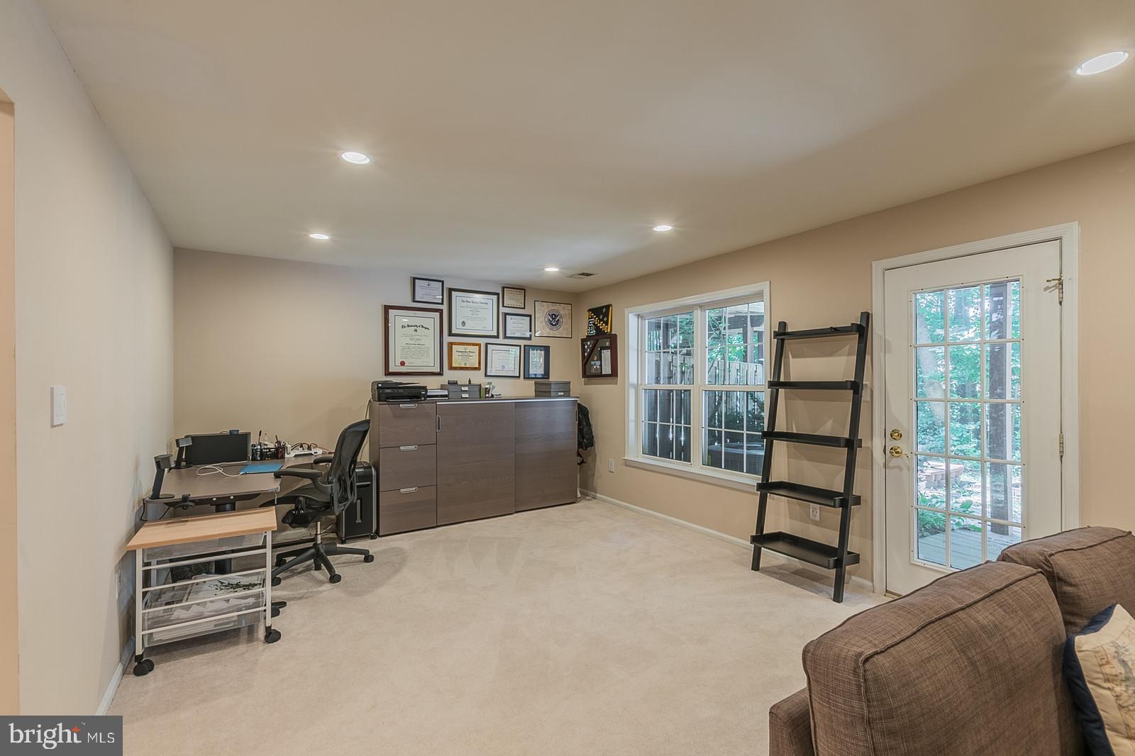 20689 Riptide Square Sterling, VA 20165 - Photo 33 of 74