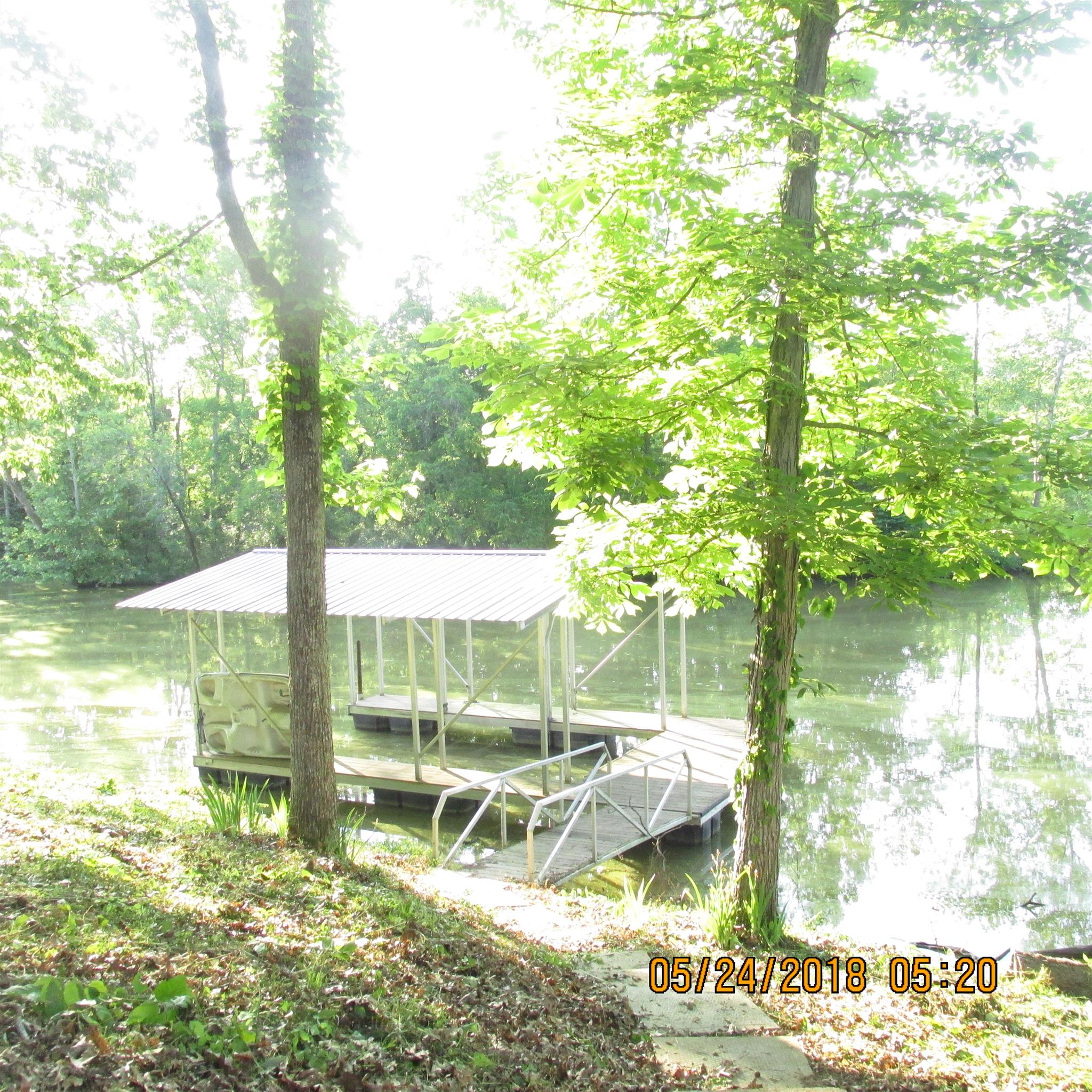200 Breeze Inn Road Castalian Springs, TN 37031 - Photo 1 of 17 COVERED BOAT DOCK