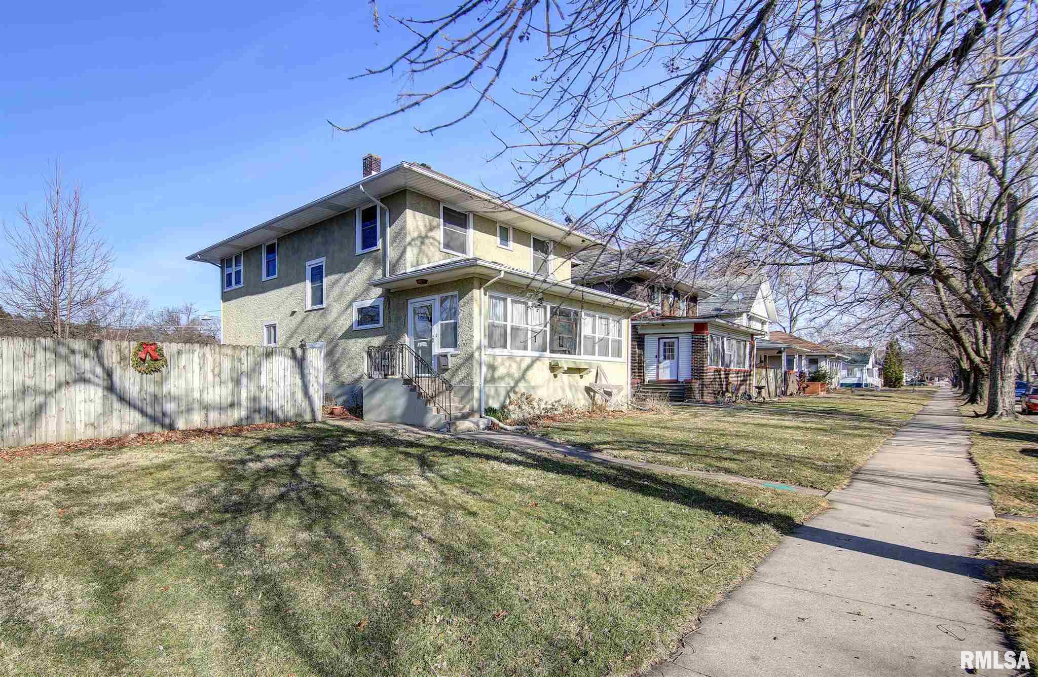 1018 Pershing Boulevard Clinton, IA 52732 - Photo 17 of 19 Gallery Image 17