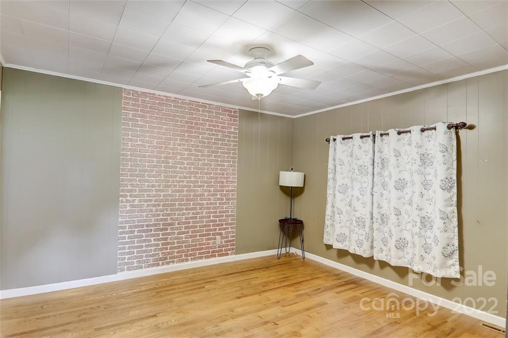 1553 Alexander Road Leicester, NC 28748 - Photo 14 of 25 Gallery Image 14