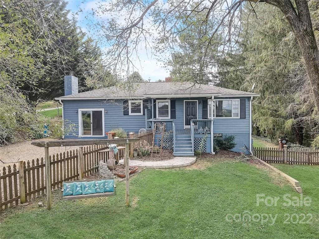 1553 Alexander Road Leicester, NC 28748 - Photo 2 of 25 Gallery Image 2