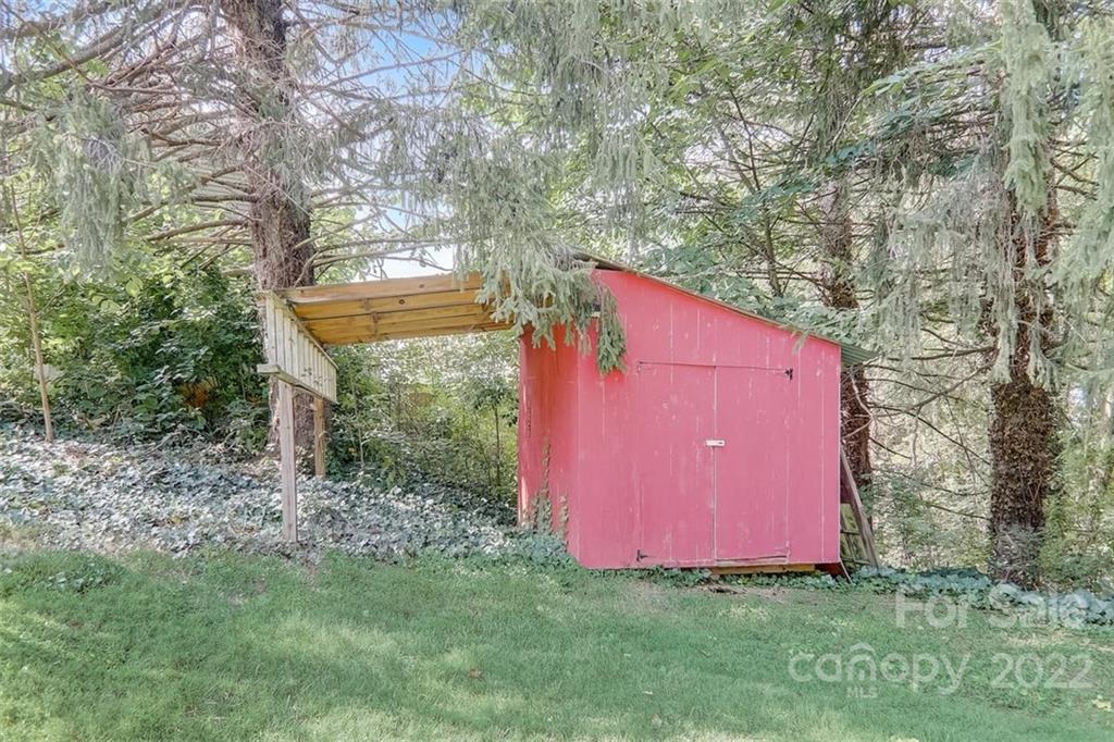 1553 Alexander Road Leicester, NC 28748 - Photo 22 of 25 Gallery Image 22