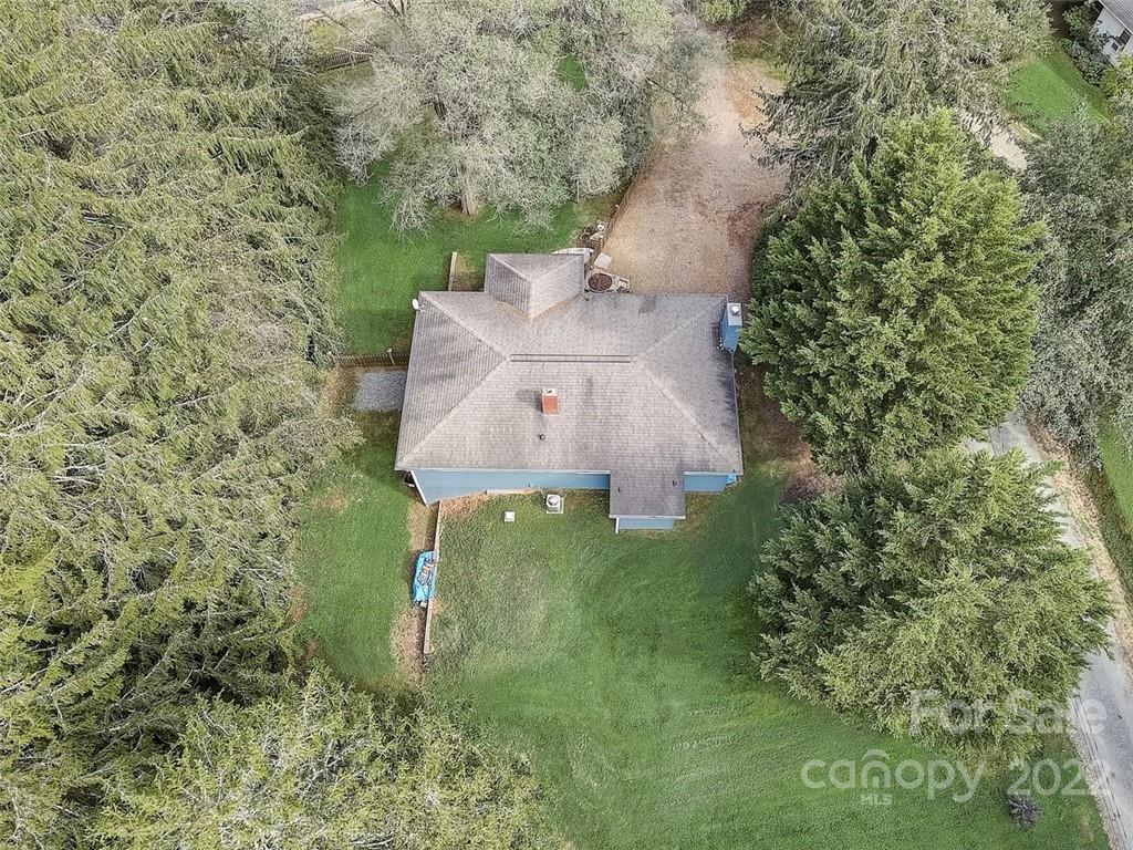 1553 Alexander Road Leicester, NC 28748 - Photo 24 of 25 Gallery Image 24