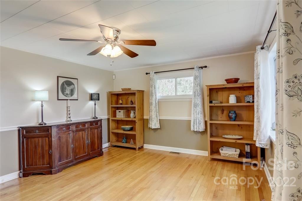 1553 Alexander Road Leicester, NC 28748 - Photo 7 of 25 Gallery Image 7