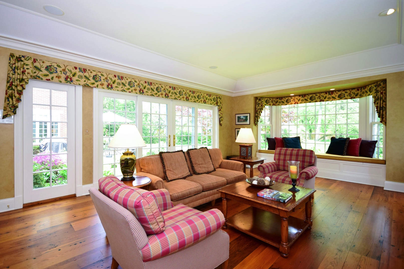 885 Hill Road Winnetka, IL 60093 - Photo 10 of 34