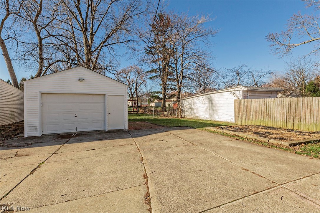 5970 Edgewood Road Cleveland, OH 44124 - Photo 33 of 34