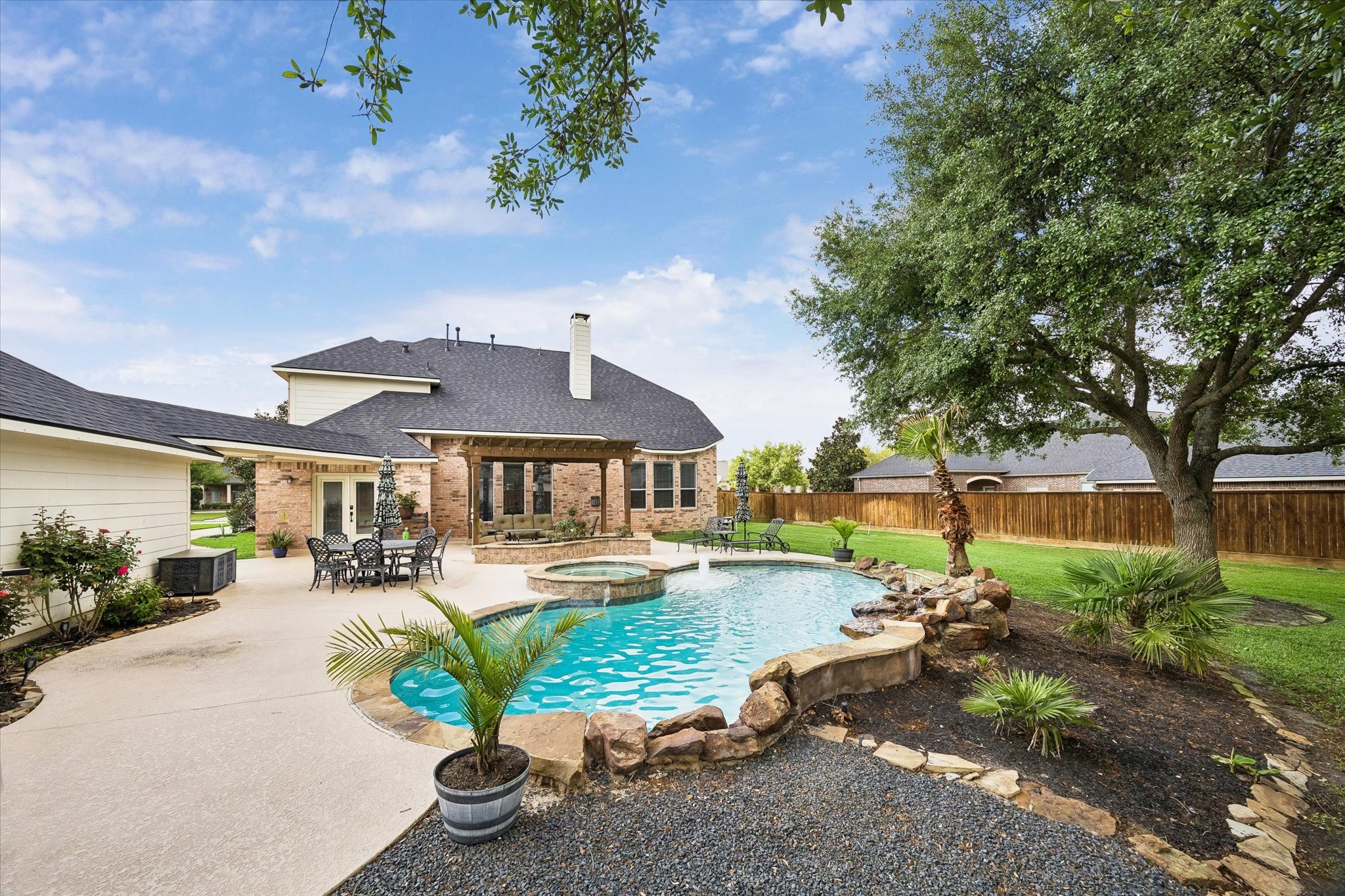 20810 East Cameron Ridge Drive Cypress, TX 77433 - Photo 37 of 48 an outdoor view of the garden