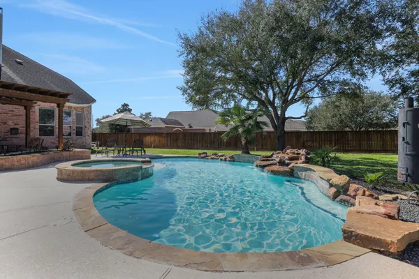 $950,000 | 20810 East Cameron Ridge Drive, Cypress, TX 77433