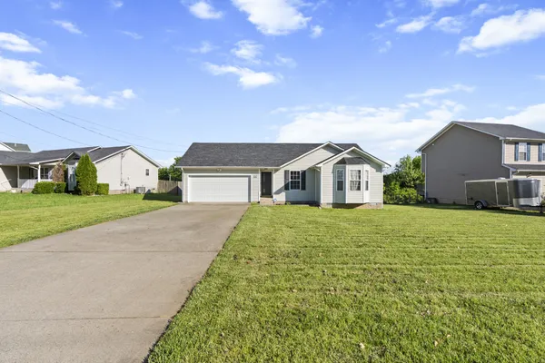 $260,000 | 707 Shetland Avenue, Oak Grove, KY 42262