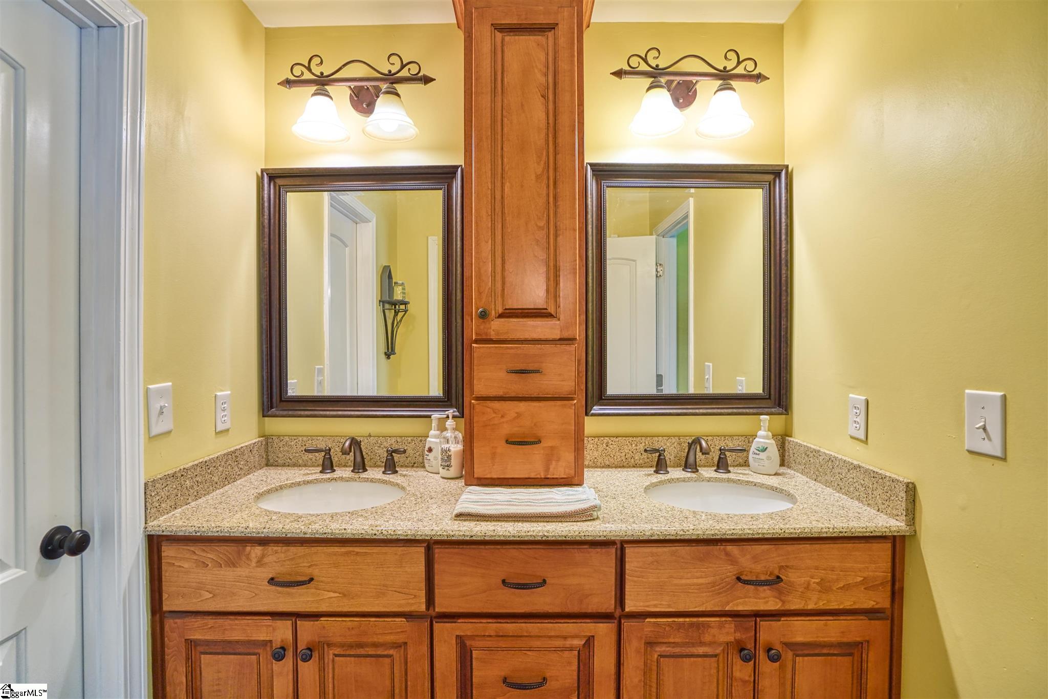 147 Hood-Jordan Road Pelzer, SC 29669 - Photo 12 of 28