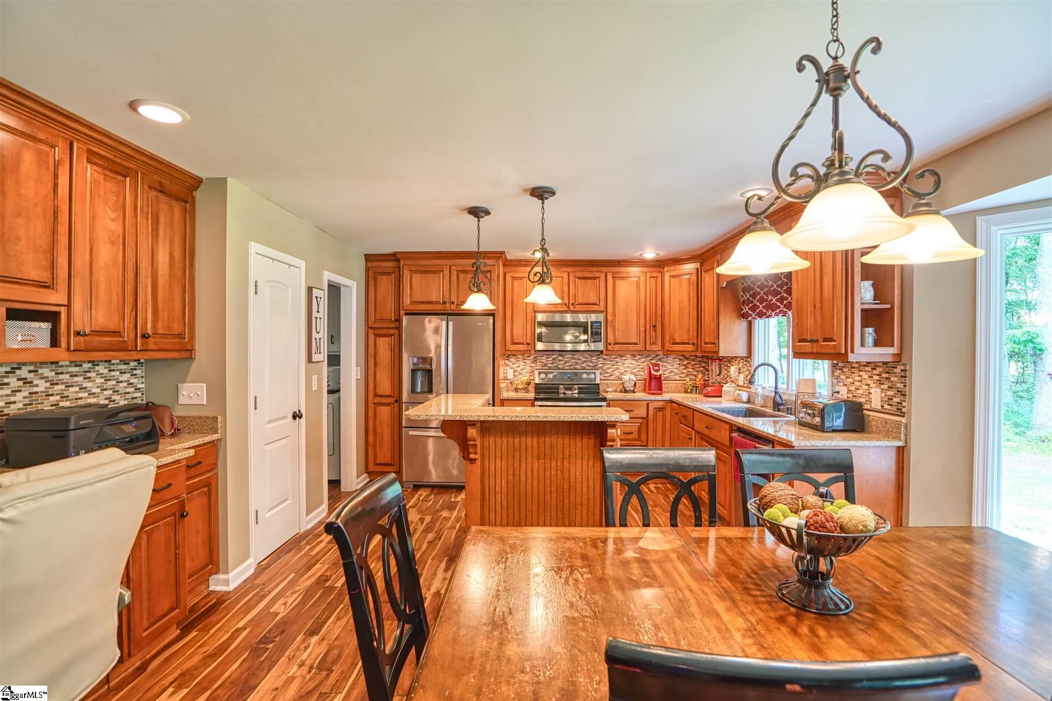 147 Hood-Jordan Road Pelzer, SC 29669 - Photo 8 of 28