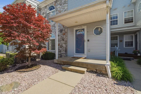 $439,900 | 37782 Jefferson Avenue, Harrison Township, MI 48045