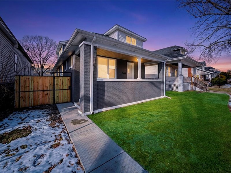 11348 South Stewart Avenue Chicago, IL 60628 - Photo 2 of 31