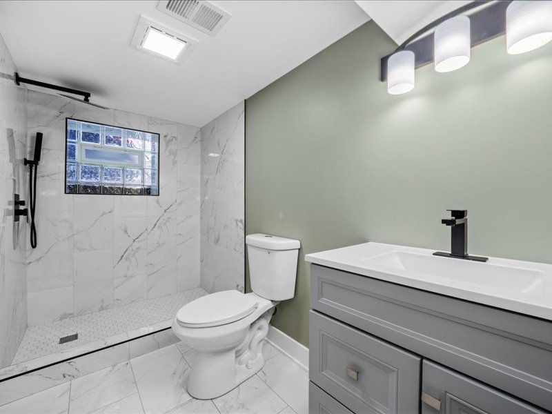 11348 South Stewart Avenue Chicago, IL 60628 - Photo 23 of 31