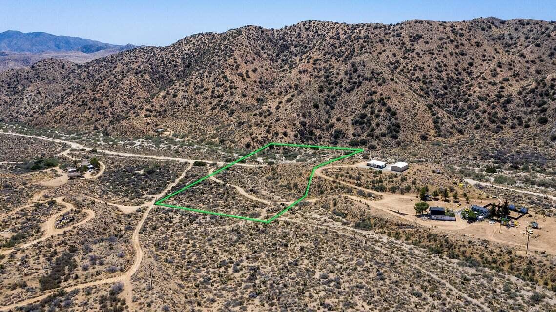 116 Big Morongo Canyon Morongo Valley, CA 92256 - Photo 18 of 22 a large building with a outdoor space