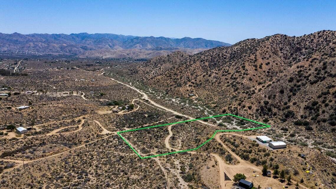 116 Big Morongo Canyon Morongo Valley, CA 92256 - Photo 20 of 22 a view of a city