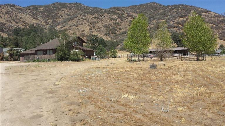 26111 Bear Valley Road Tehachapi, CA 93561 - Photo 13 of 20 Gallery Image 13